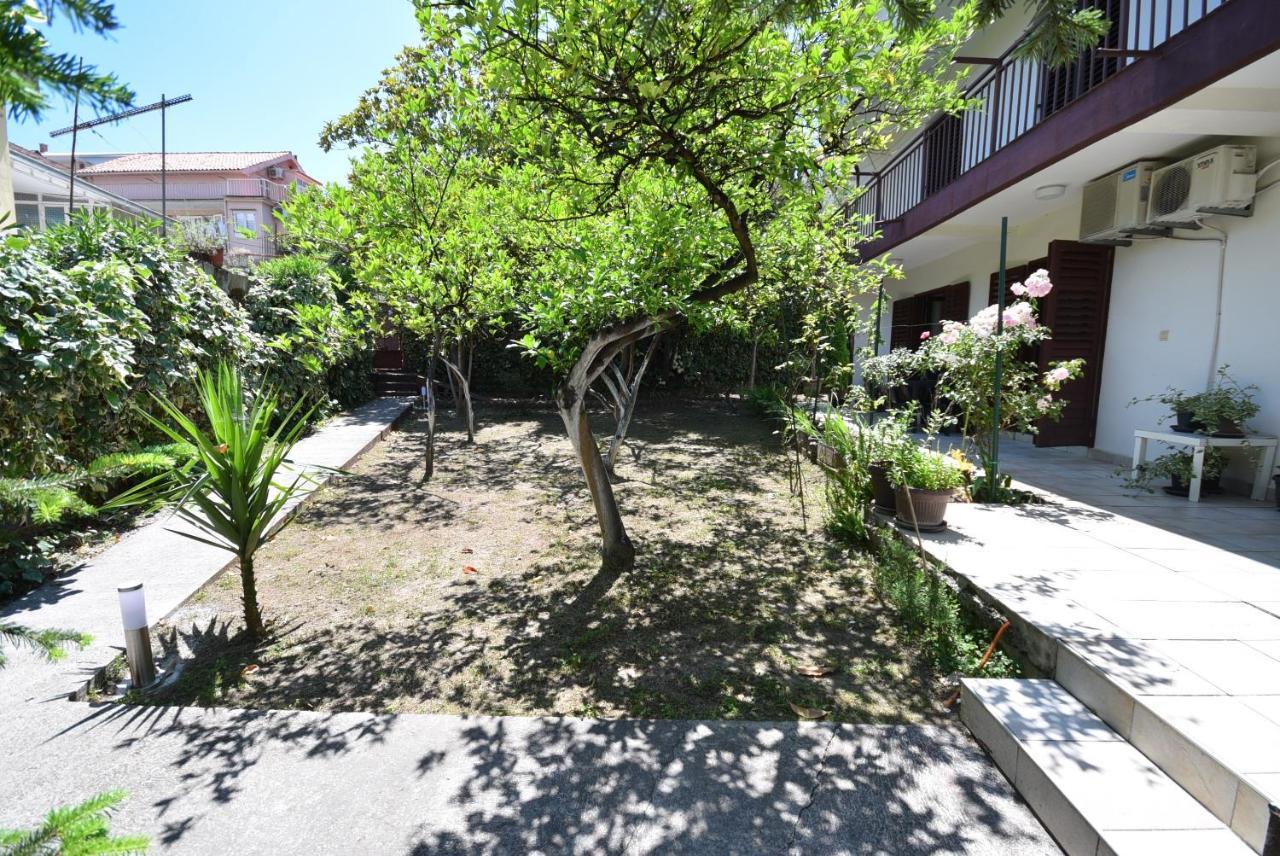 Igalo Garden Apartment แฮร์เซ็ก-โนวี ภายนอก รูปภาพ